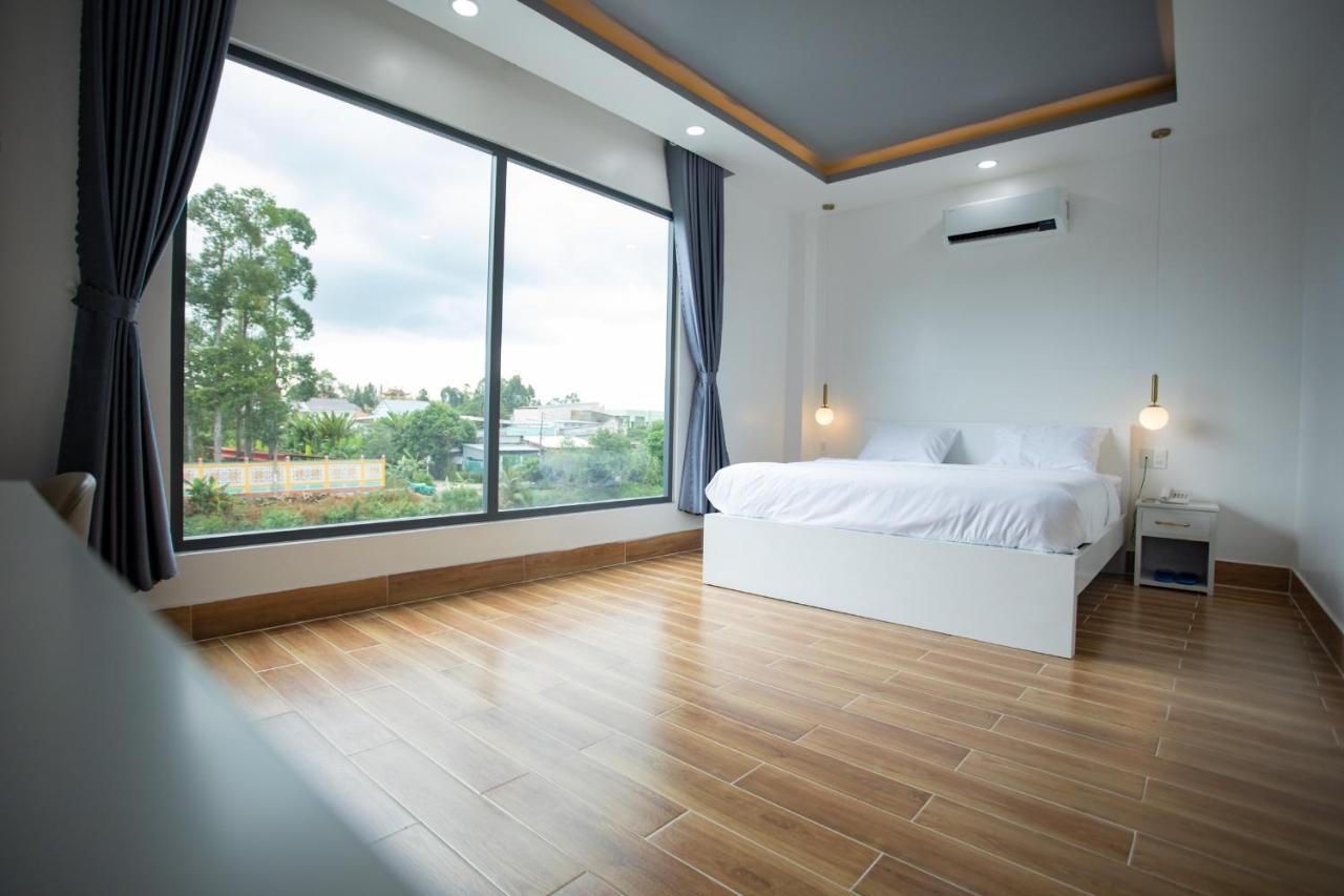 Aoc Hotel Cao Lãnh 외부 사진